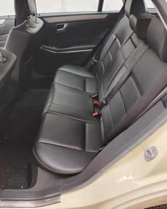 Mercedes-Benz Klasa E cena 44990 przebieg: 250600, rok produkcji 2016 z Trzcianka małe 352